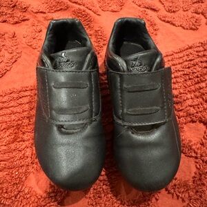 Kids Brava Soccer Cleats